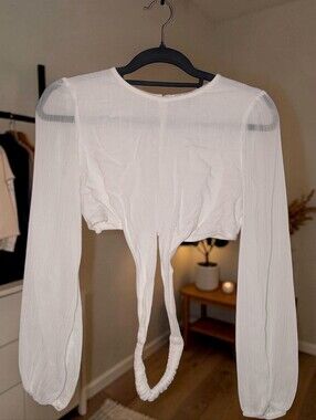 Fate White Twist-Front Long Sleeve Crop Top